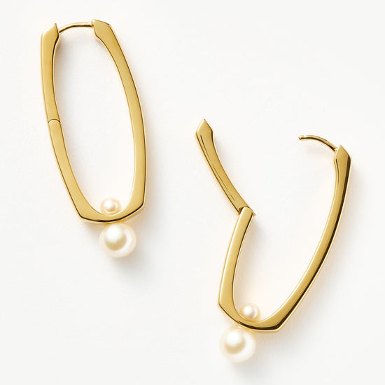 Button Pearl Ovate Hoop Earrings | 18ct Gold Plated/Pearl Earrings Missoma 