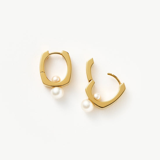 Button Pearl Square Small Hoop Earrings | 18ct Gold Plated/Pearl Earrings Missoma 