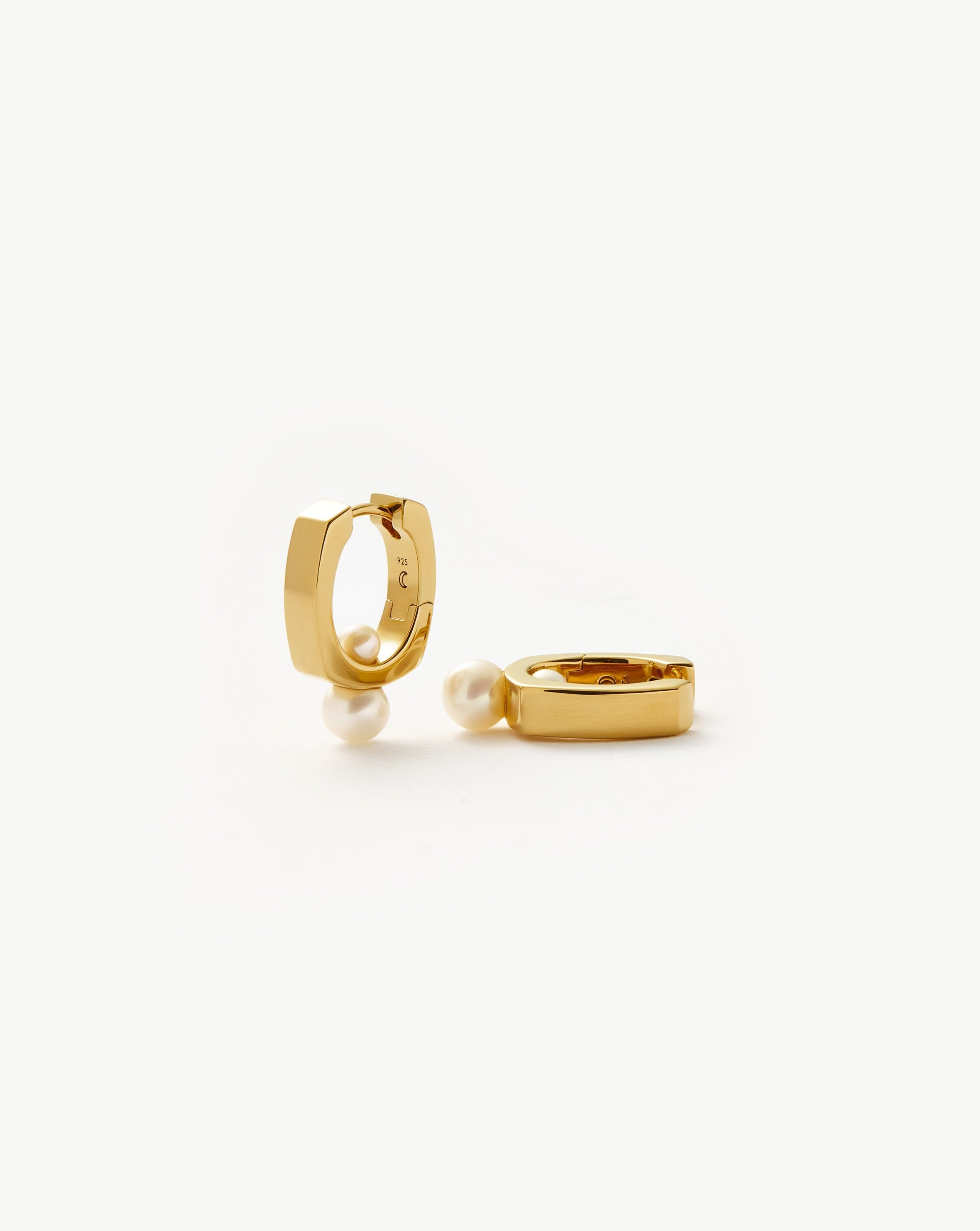 Button Pearl Square Small Hoop Earrings | 18ct Gold Plated/Pearl Earrings Missoma 