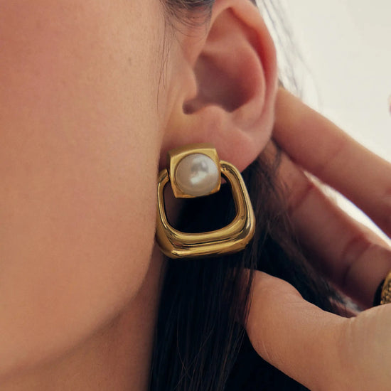 Button Pearl Statement Stud Earrings | 18ct Gold Plated/Pearl Earrings Missoma 