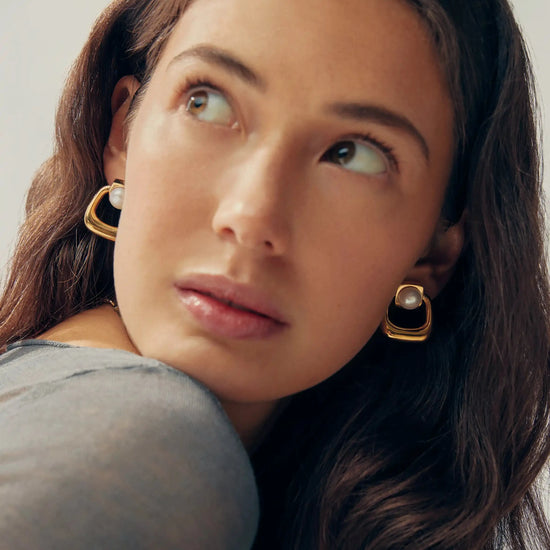 Button Pearl Statement Stud Earrings | 18ct Gold Plated/Pearl Earrings Missoma 