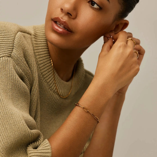 Classic Paperclip Chain Bracelet | 18ct Gold Plated Bracelets Missoma 