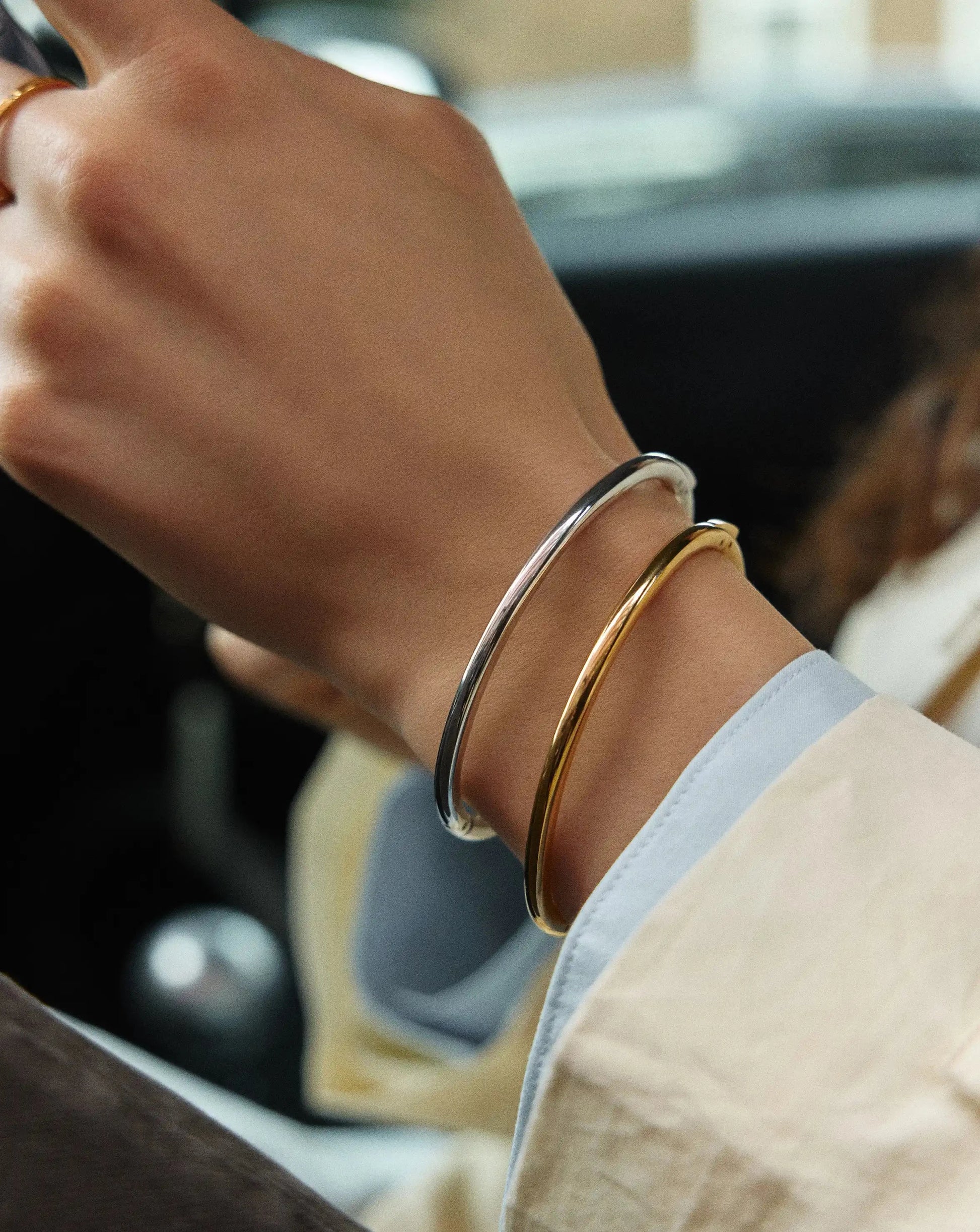 Classic Round Hinged Bangle | Platinum Plated Bracelets Missoma 