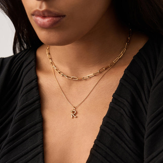 Curly Molten Mini Initial Necklace - R | 18ct Gold Vermeil Necklaces Missoma 