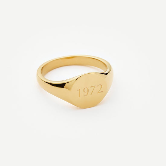 Engravable Round Signet Ring | 18ct Gold Vermeil Rings Missoma 