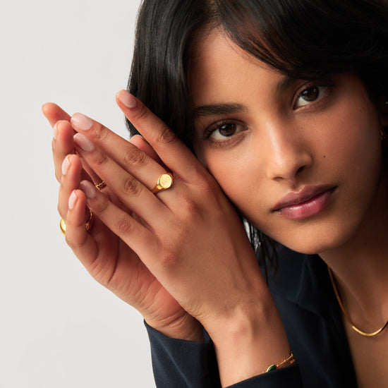 Engravable Round Signet Ring | 18ct Gold Vermeil Rings Missoma 