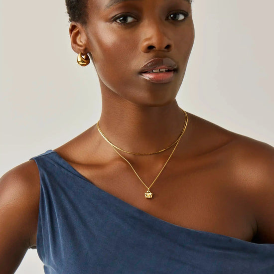 Eny Puffy Daisy Pendant Necklace | 18ct Gold Plated/Pearl Necklaces Missoma 