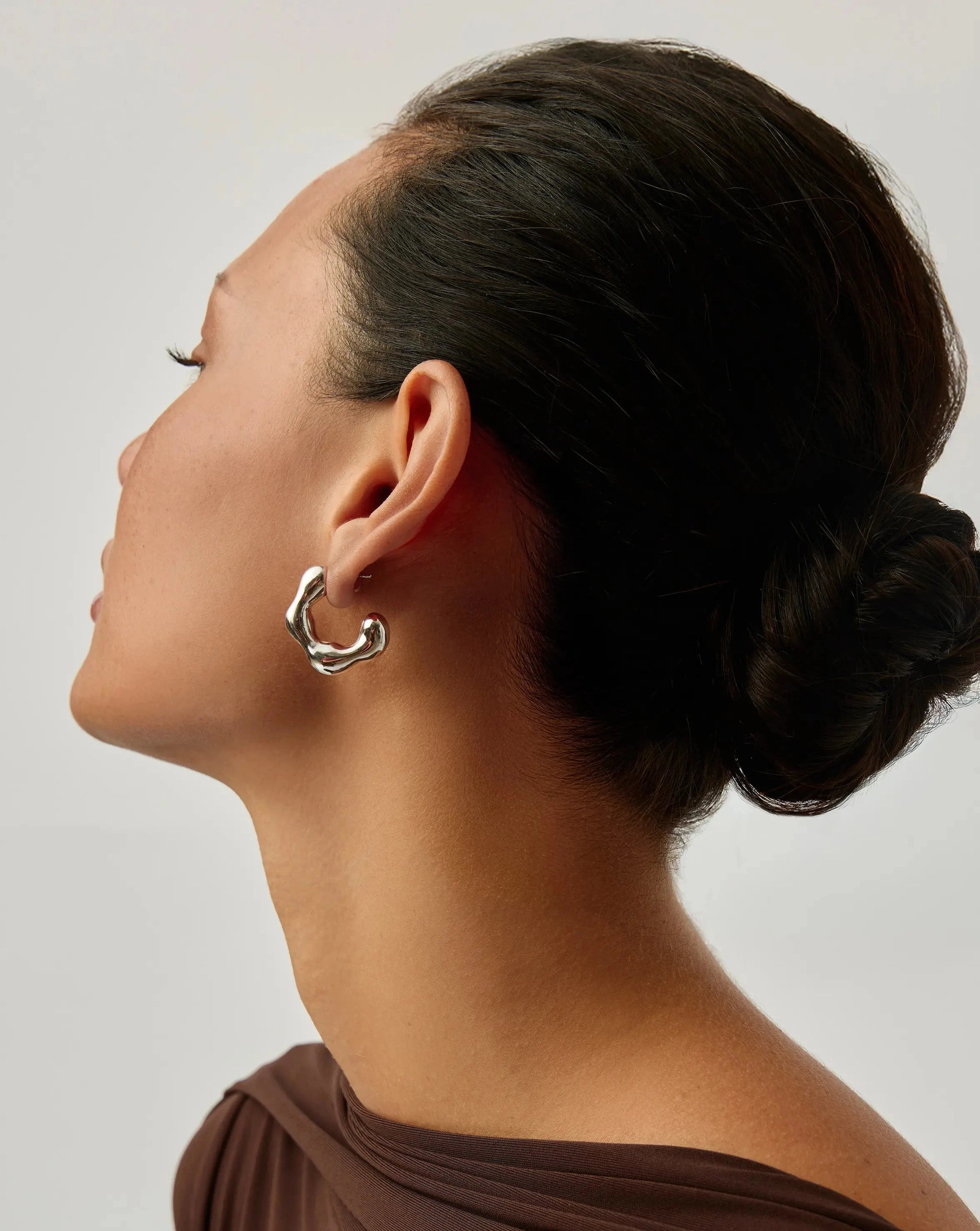 Eny Puffy Medium Hoop Earrings | Sterling Silver Earrings Missoma 