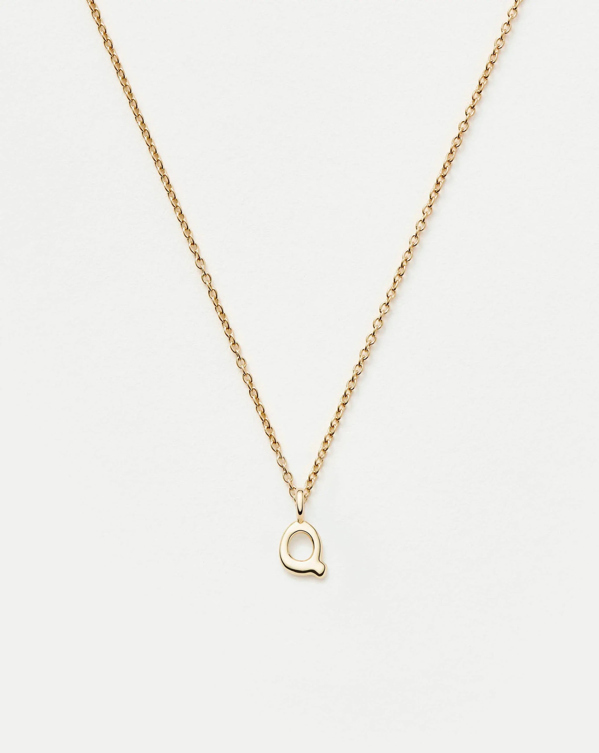 Fine Initial Mini Pendant Necklace - Q | 14ct Solid Gold Necklaces Missoma 