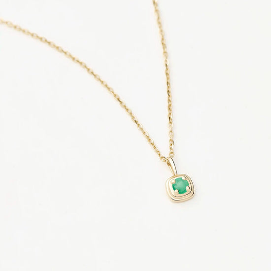 Fine May Birthstone Pendant Necklace | 14ct Solid Gold/Emerald Necklace Missoma 