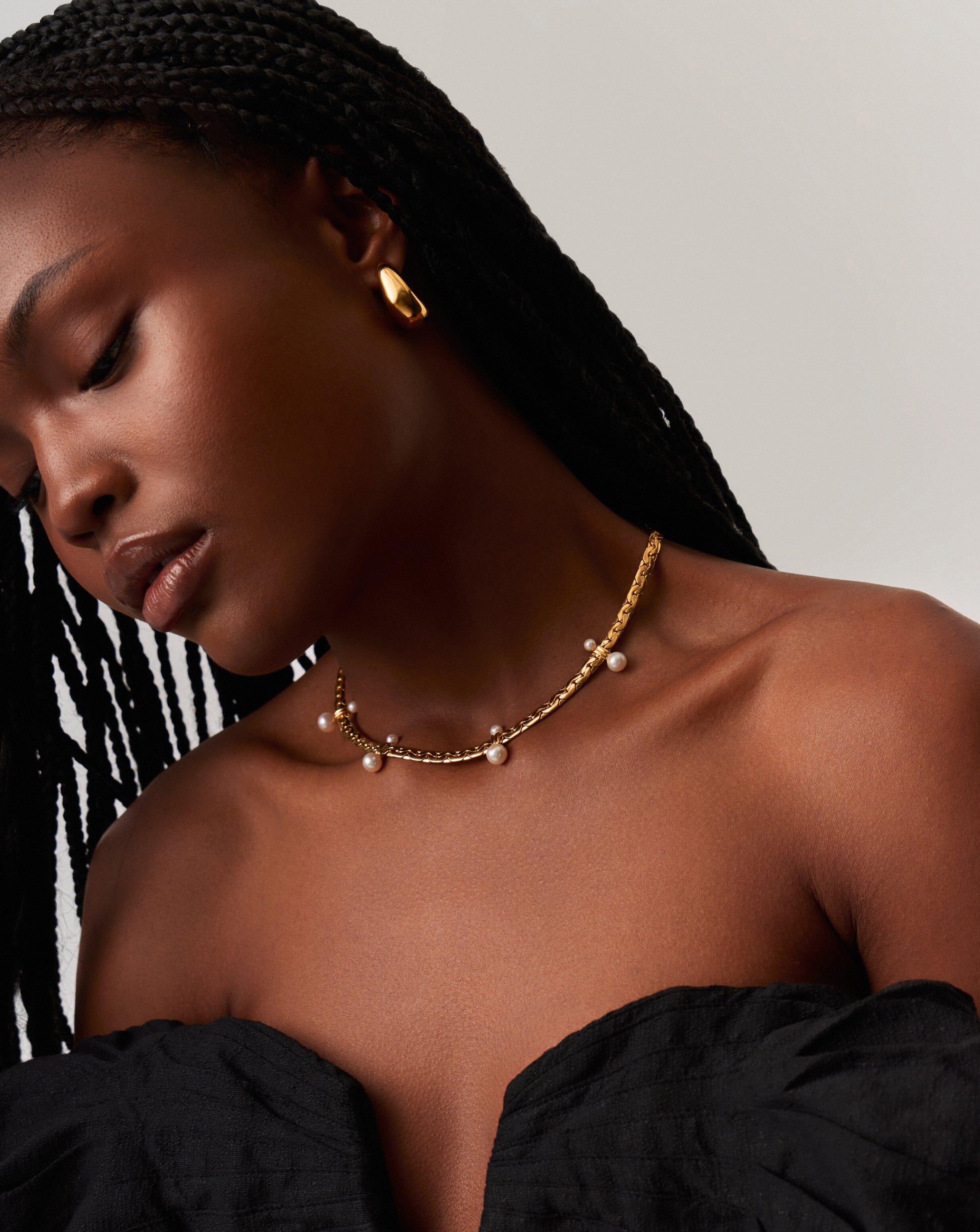 Floating Pearl Cobra Chain Choker | 18ct Gold Plated/Pearl Necklaces Missoma 