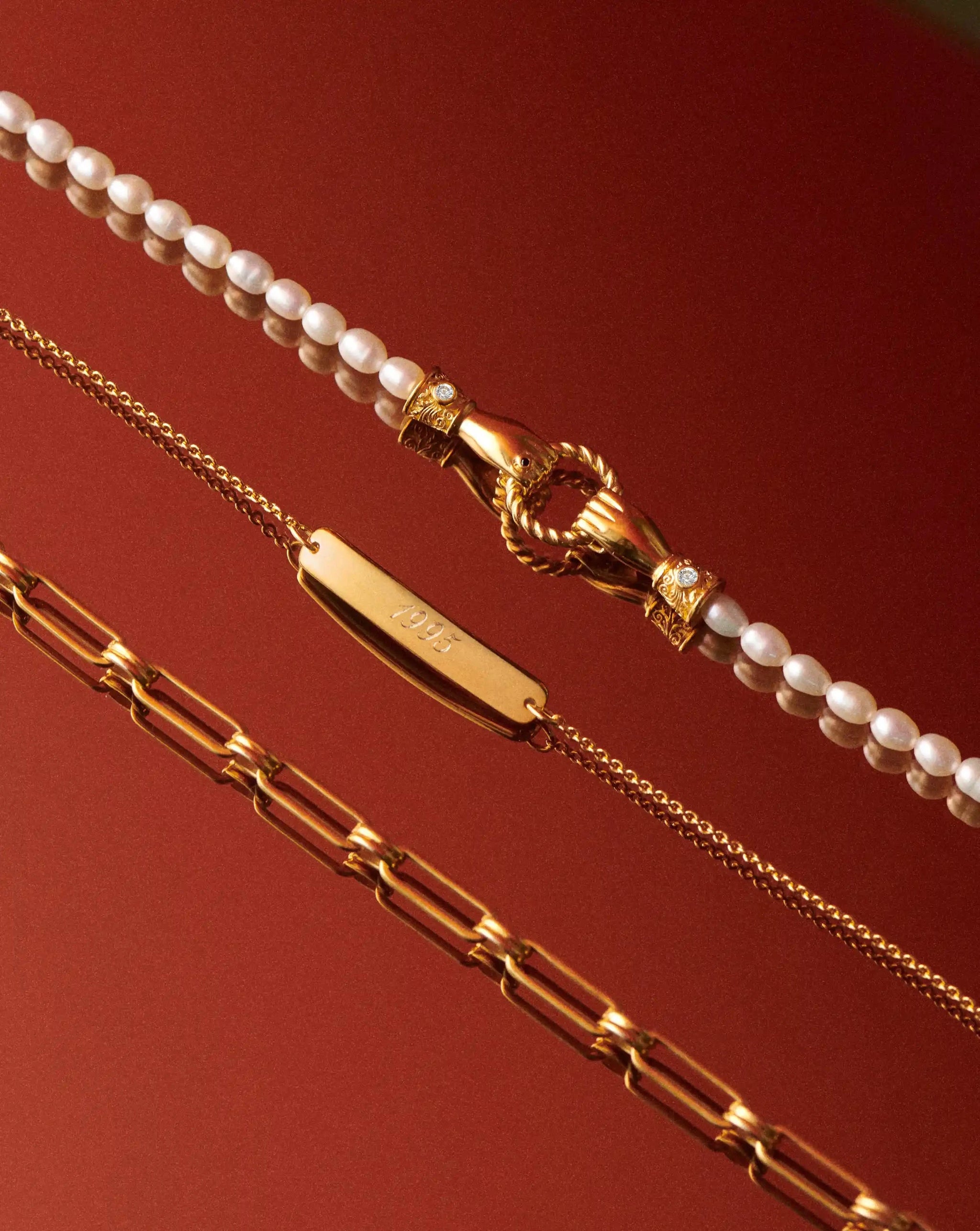 Harris Reed In Good Hands Pearl Bracelet | 18ct Gold Plated/Pearl & Black Onyx Bracelets Missoma 