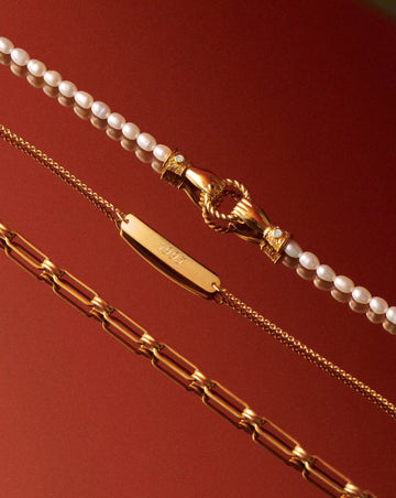 Harris Reed In Good Hands Pearl Bracelet | 18ct Gold Plated/Pearl & Black Onyx Bracelets Missoma 