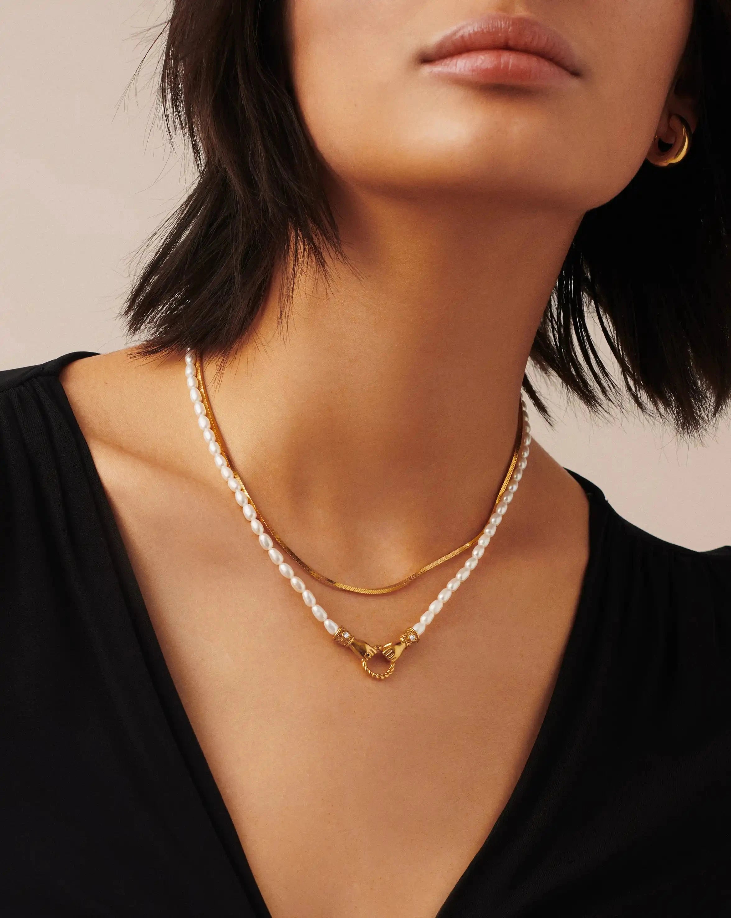 Harris Reed In Good Hands Pearl Pendant Necklace | 18ct Gold Plated/Pearl & Black Onyx Necklaces Missoma 