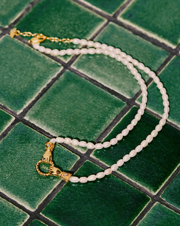 Harris Reed In Good Hands Pearl Pendant Necklace | 18ct Gold Plated/Pearl & Black Onyx Necklaces Missoma 