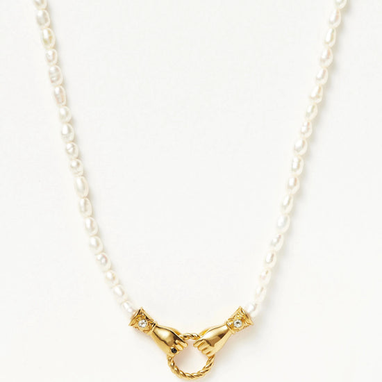 Harris Reed Medium In Good Hands Pearl Pendant Necklace Necklaces Missoma 