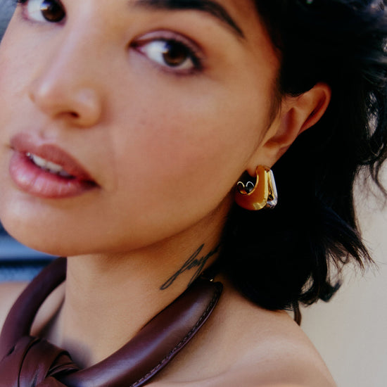 Hera Dome Double Ridge Medium Hoop Earrings | Mixed Metal Earrings Missoma 