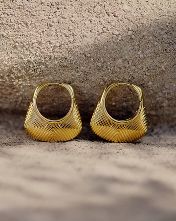 Hera Ridge Hoop Earrings Earrings Missoma 