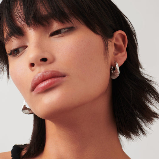 Hera Ridge Hoop Earrings Earrings Missoma 