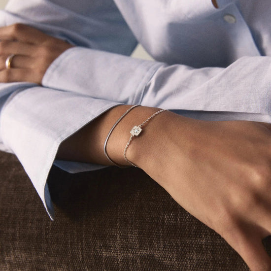 June Birthstone Slider Bracelet | Silver Plated/Rainbow Moonstone Bracelets Missoma 