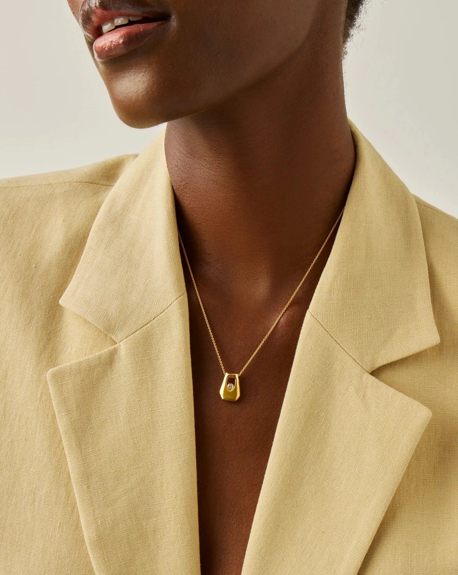Lucy Williams Arco Pendant Necklace | 18ct Gold Vermeil Necklaces Missoma 