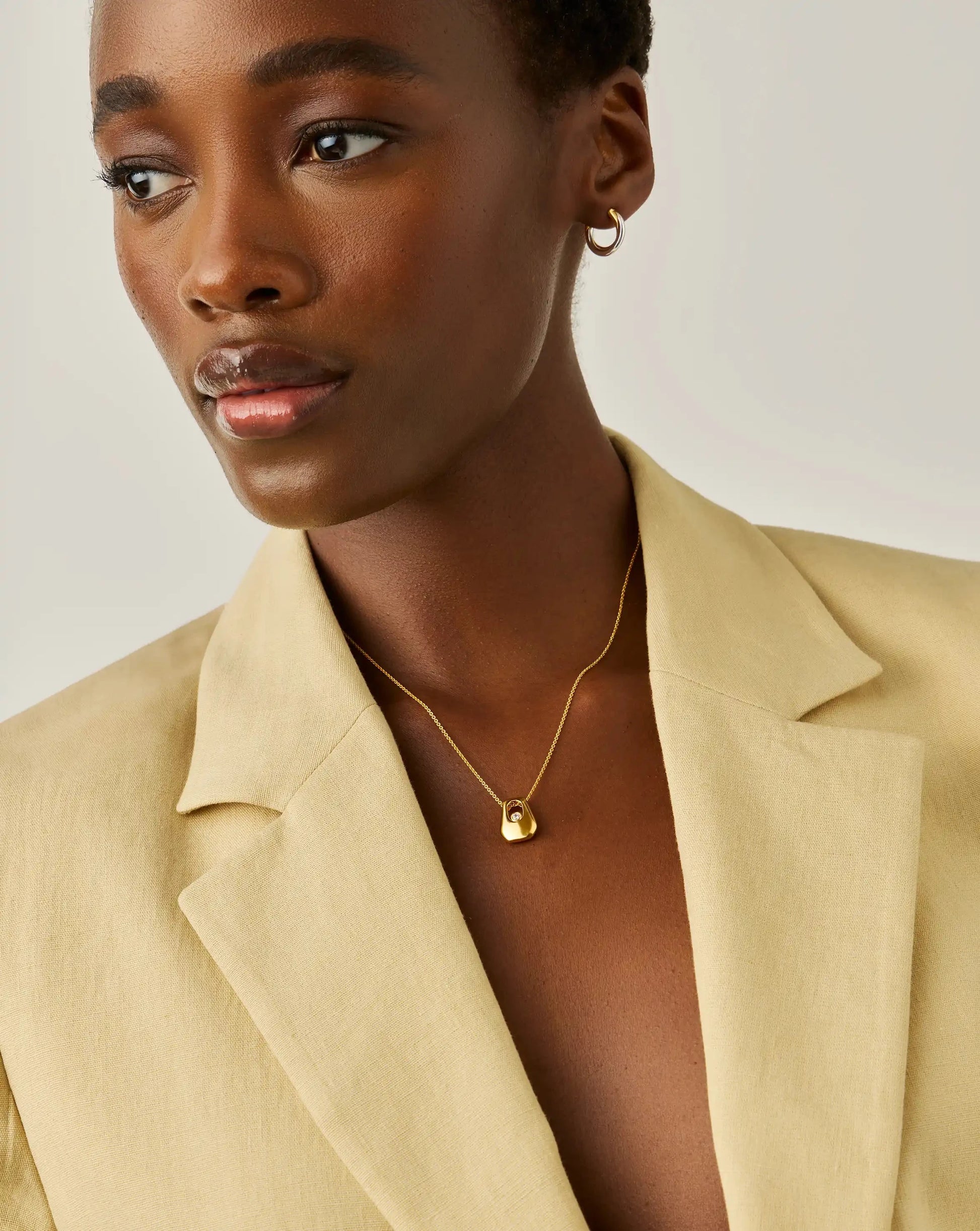 Lucy Williams Arco Pendant Necklace | 18ct Gold Vermeil Necklaces Missoma 