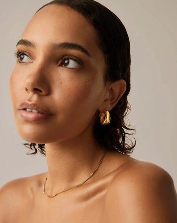 Lucy Williams Chunky Medium Entwine Hoop Earrings | 18ct Gold Plated Earrings Missoma 