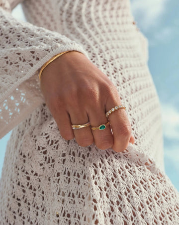 Lucy Williams Entwine Ring | Mixed Metal Rings Missoma 