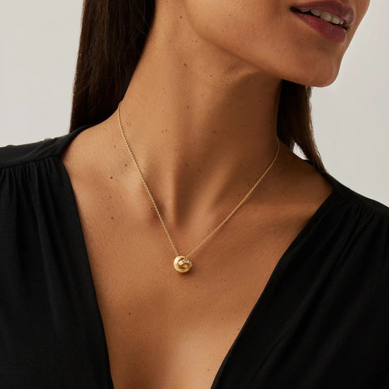Lucy Williams Pavé Knot Pendant Necklace | 18ct Gold Plated Necklaces Missoma 