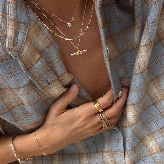Lucy Williams T-Bar Knot Pendant Necklace | Mixed Metal Necklaces Missoma 