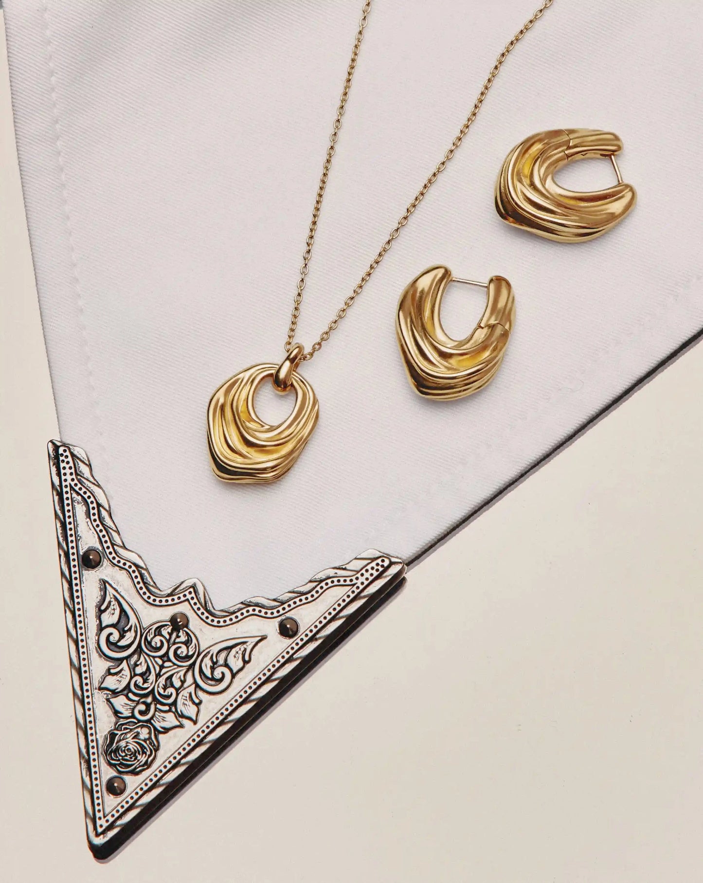 MARKGONG Draped Pendant Necklace | 18ct Gold Plated Necklaces Missoma 