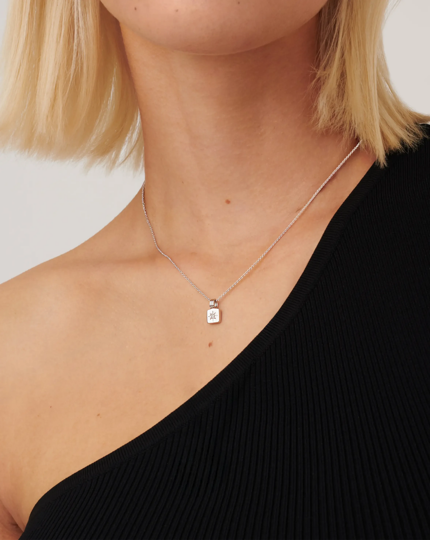 Mini Star Ridge Pendant Necklace | Sterling Silver Necklaces Missoma 