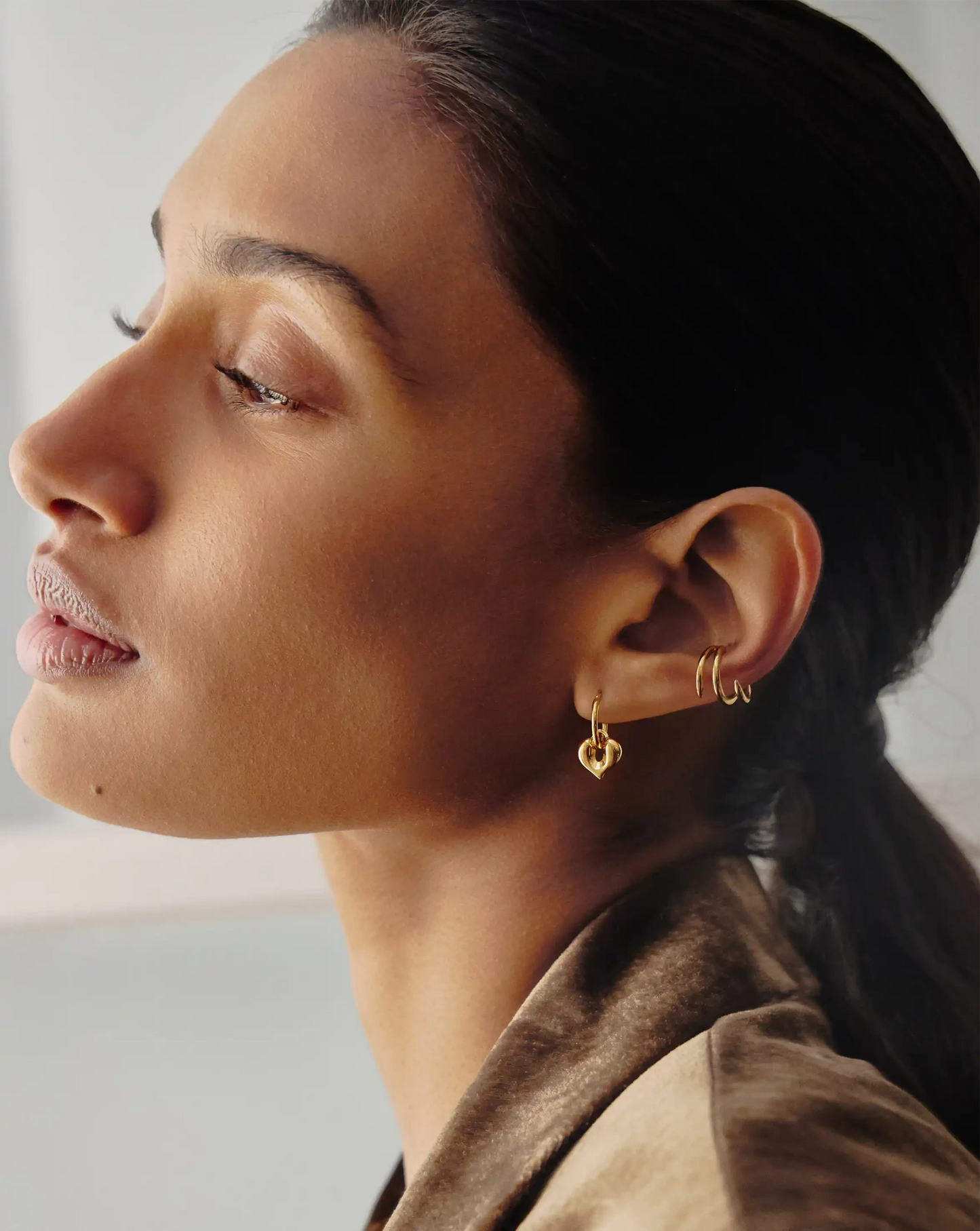 Molten Heart Charm Hoop Earrings | 18ct Gold Vermeil Earrings Missoma 