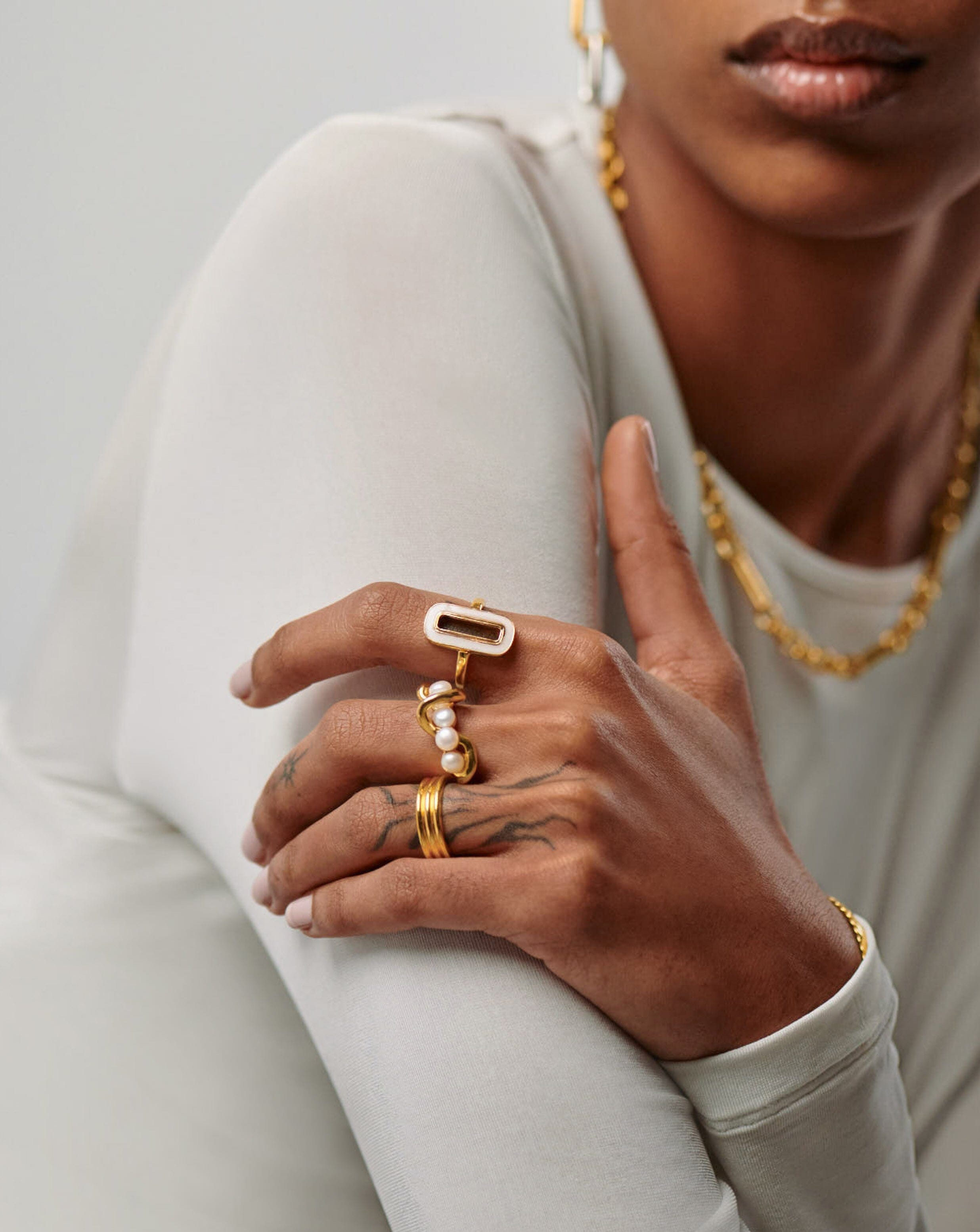 Molten Pearl Twisted Stacking Ring | 18ct Gold Plated Vermeil/Pearl Rings Missoma 