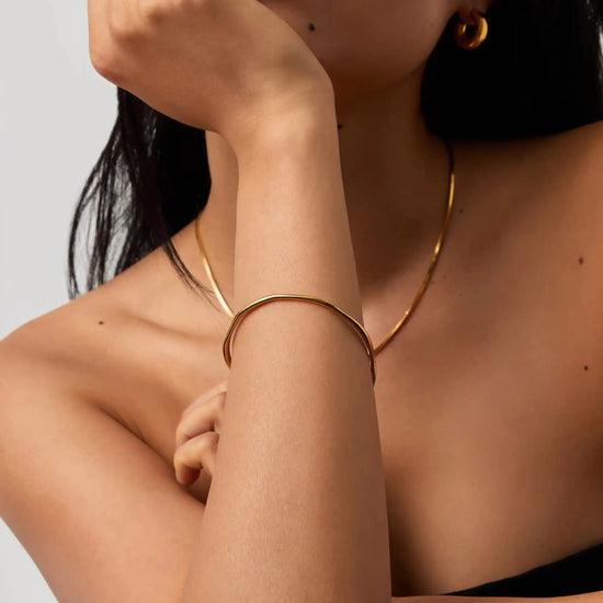 Molten Ripple Bangle | 18ct Gold Vermeil Bracelets Missoma 