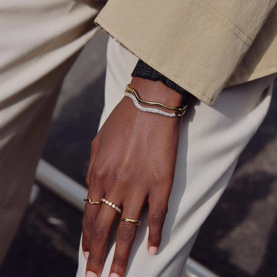 Molten Snow Ripple Hinged Bangle | 18ct Gold Plated/Cubic Zirconia Bracelets Missoma 