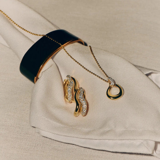 Molten Snow Twisted Pendant Necklace | 18ct Gold Plated/Cubic Zirconia Necklaces Missoma 
