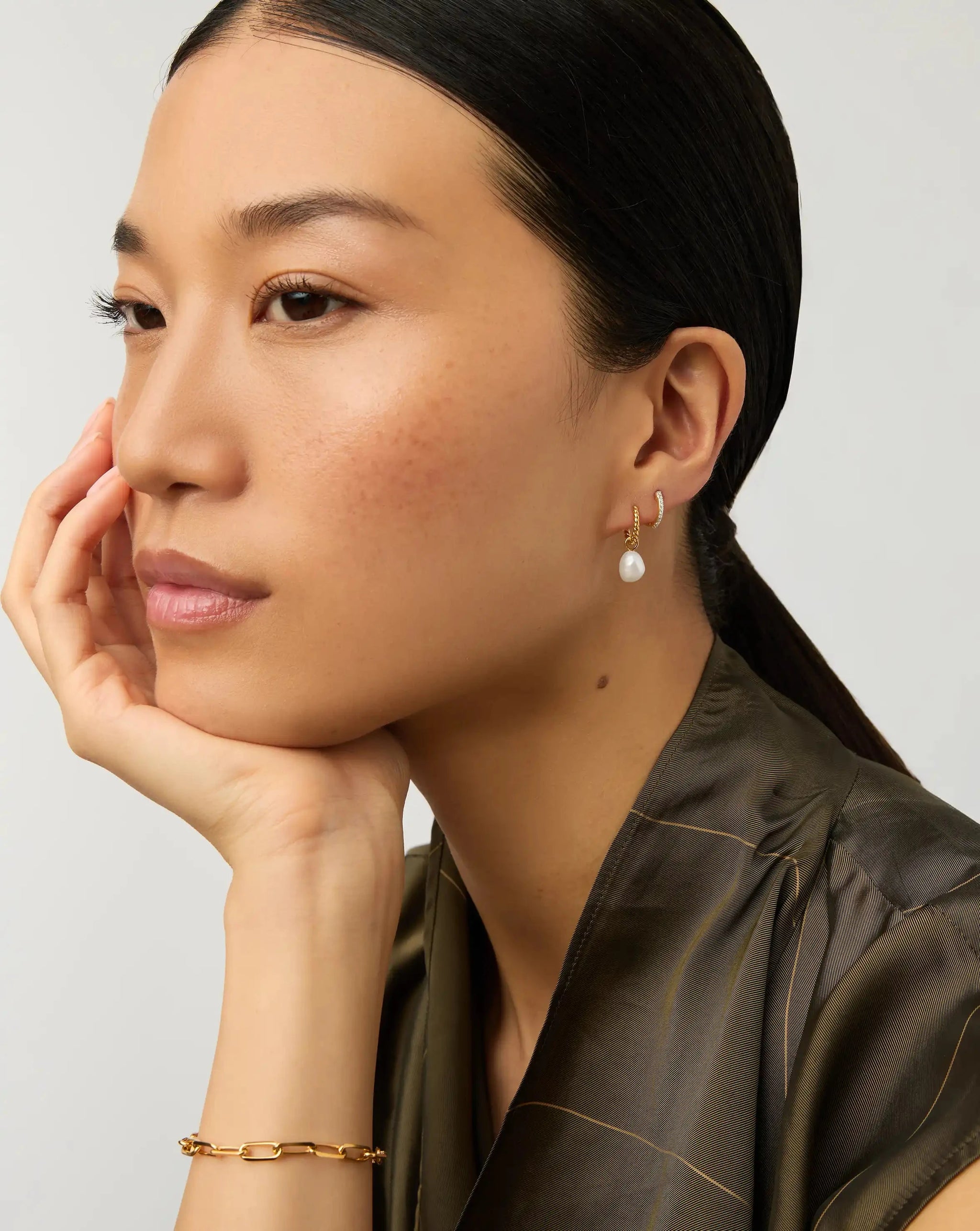Pearl Twisted Drop Earrings & Classic Pave Huggies Set | 18ct Gold Vermeil/Pearl/Cubic Zirconia Earrings Missoma 
