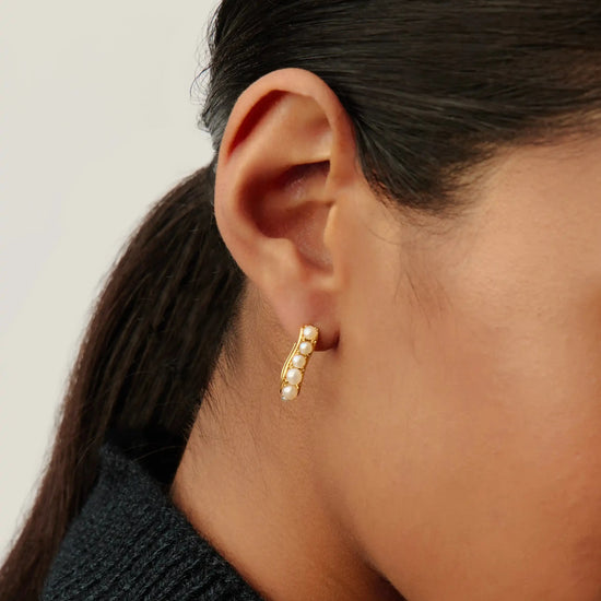 Pearl Wave Small Hoop Earrings | 18ct Gold Plated/Pearl Earrings Missoma 