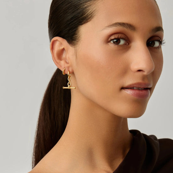 Ridge T-Bar Drop Huggies | 18ct Gold Plated Earrings Missoma 