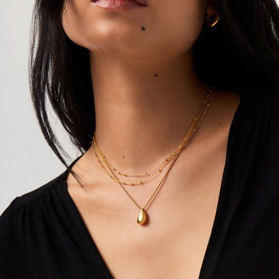 Savi Sculptural Droplet Pendant Necklace | 18ct Gold Vermeil Necklaces Missoma 