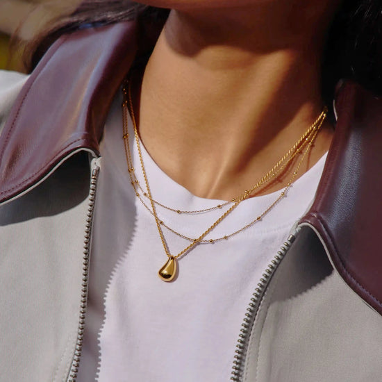 Savi Sculptural Droplet Pendant Necklace | 18ct Gold Vermeil Necklaces Missoma 