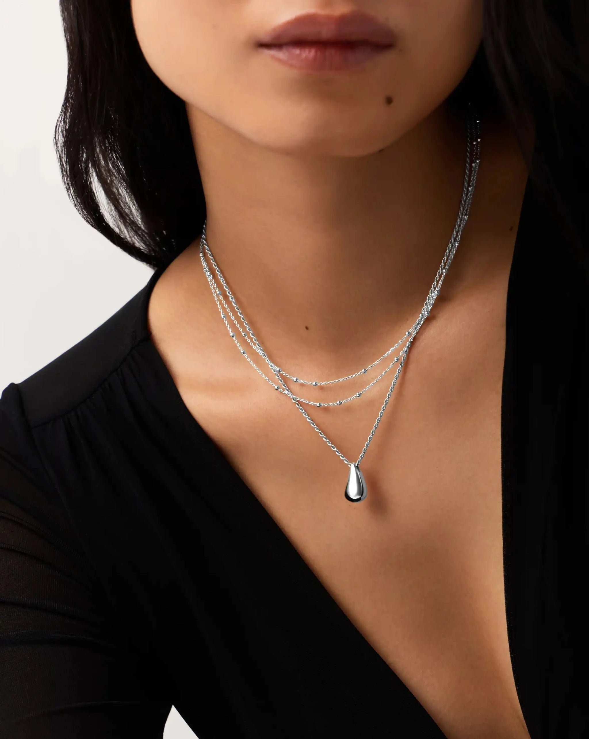 Savi Sculptural Droplet Pendant Necklace | Sterling Silver Necklaces Missoma 