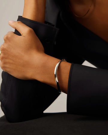 Savi Signature Hinged Bangle | Mixed Metal Bracelets Missoma 