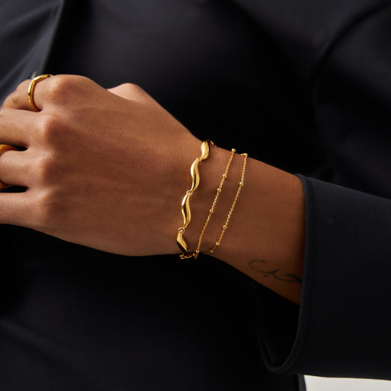 Savi Signature Link Chain Bracelet | 18ct Gold Plated Bracelets Missoma 