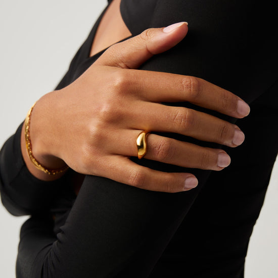 Savi Signature Stacking Ring | 18ct Gold Vermeil Rings Missoma 
