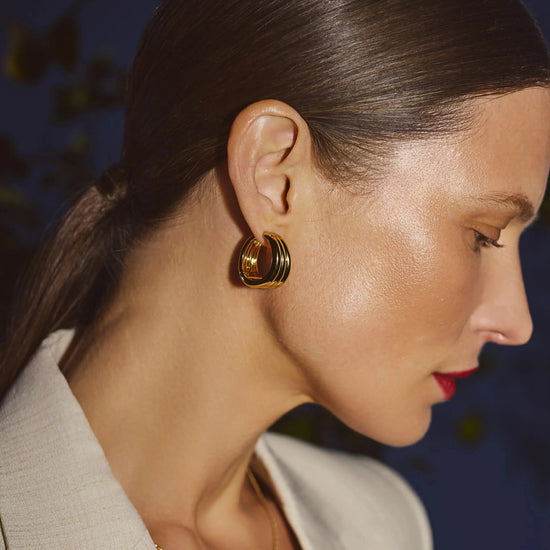 Savi Triple Ridge Medium Hoop Earrings | 18ct Gold Plated Earrings Missoma 