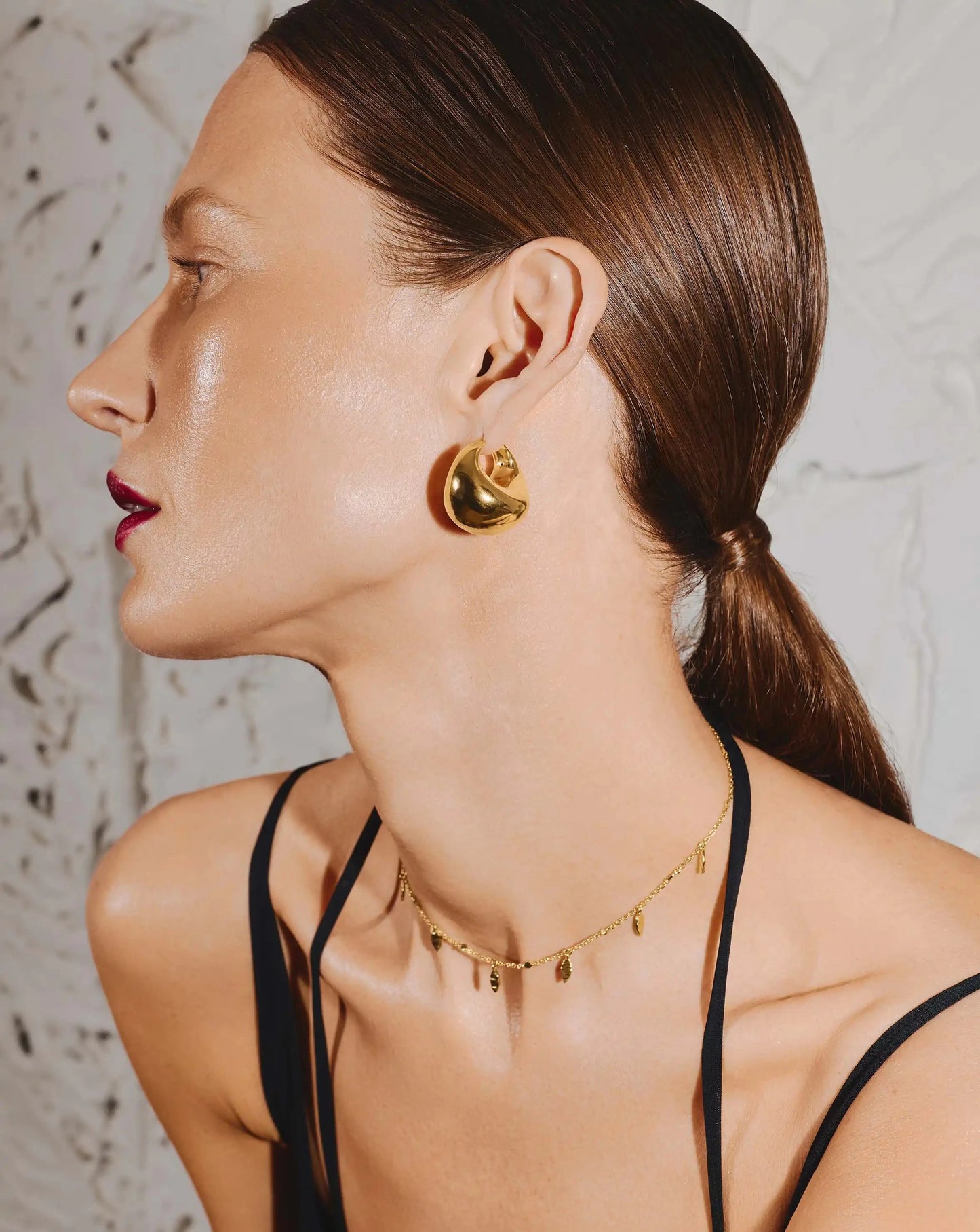 Sculptural Chubby Dome Medium Hoop Earrings | 18ct Gold Plated Earrings Missoma 