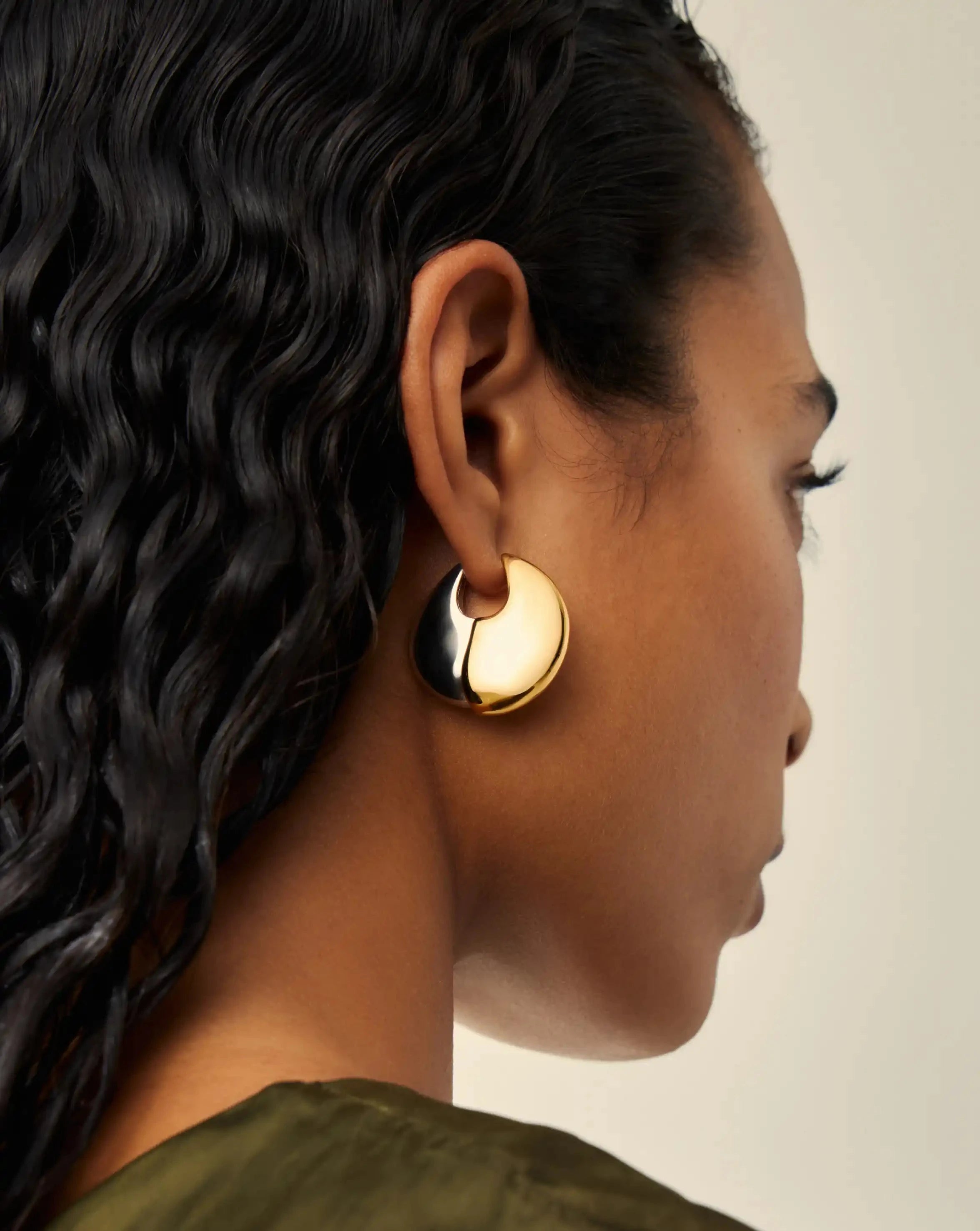 Sculptural Pebble Medium Hoop Earrings | Mixed Metal Earrings Missoma 