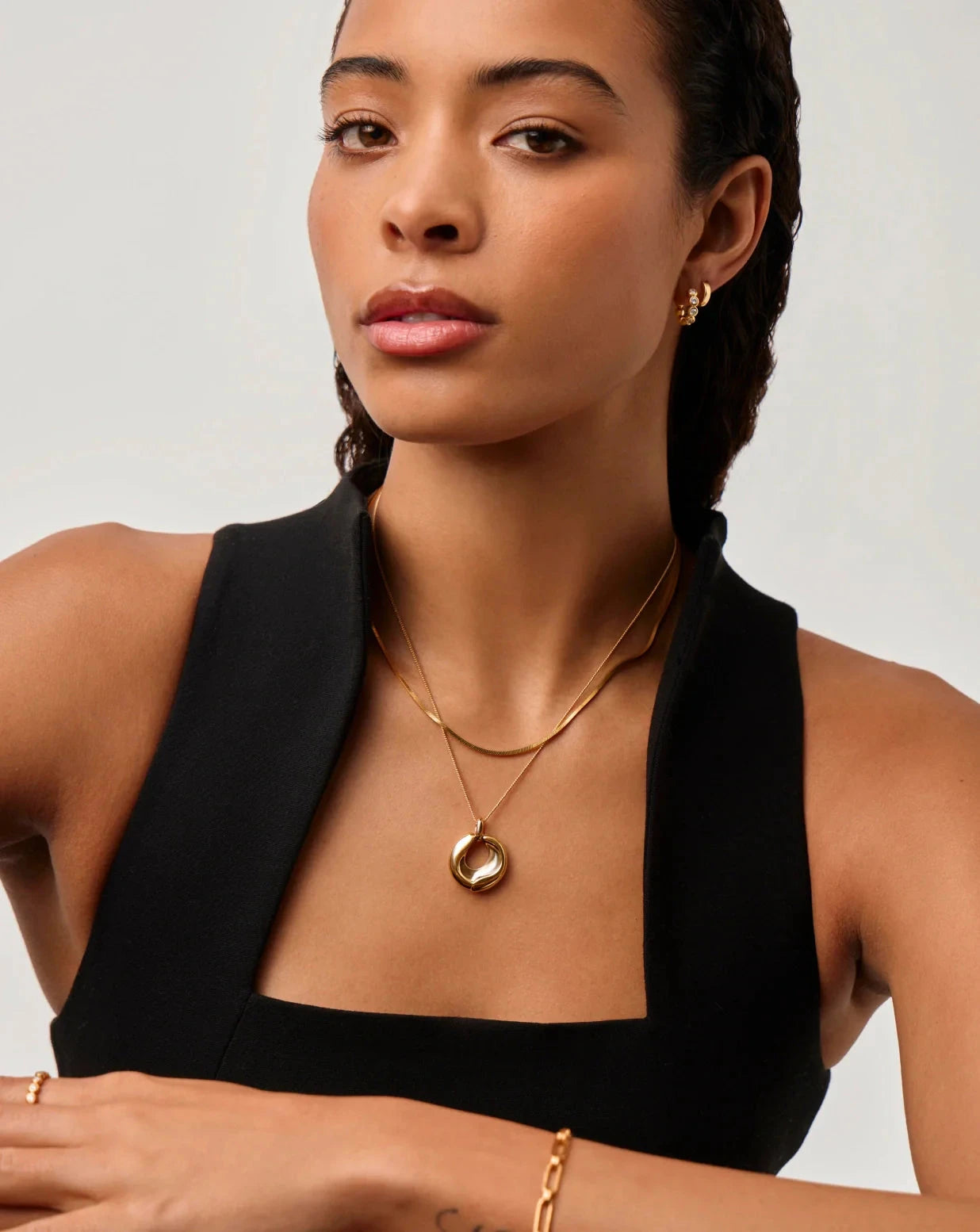 Sculptural Ridge Molten Pendant Necklace | 18ct Gold Plated Necklaces Missoma 